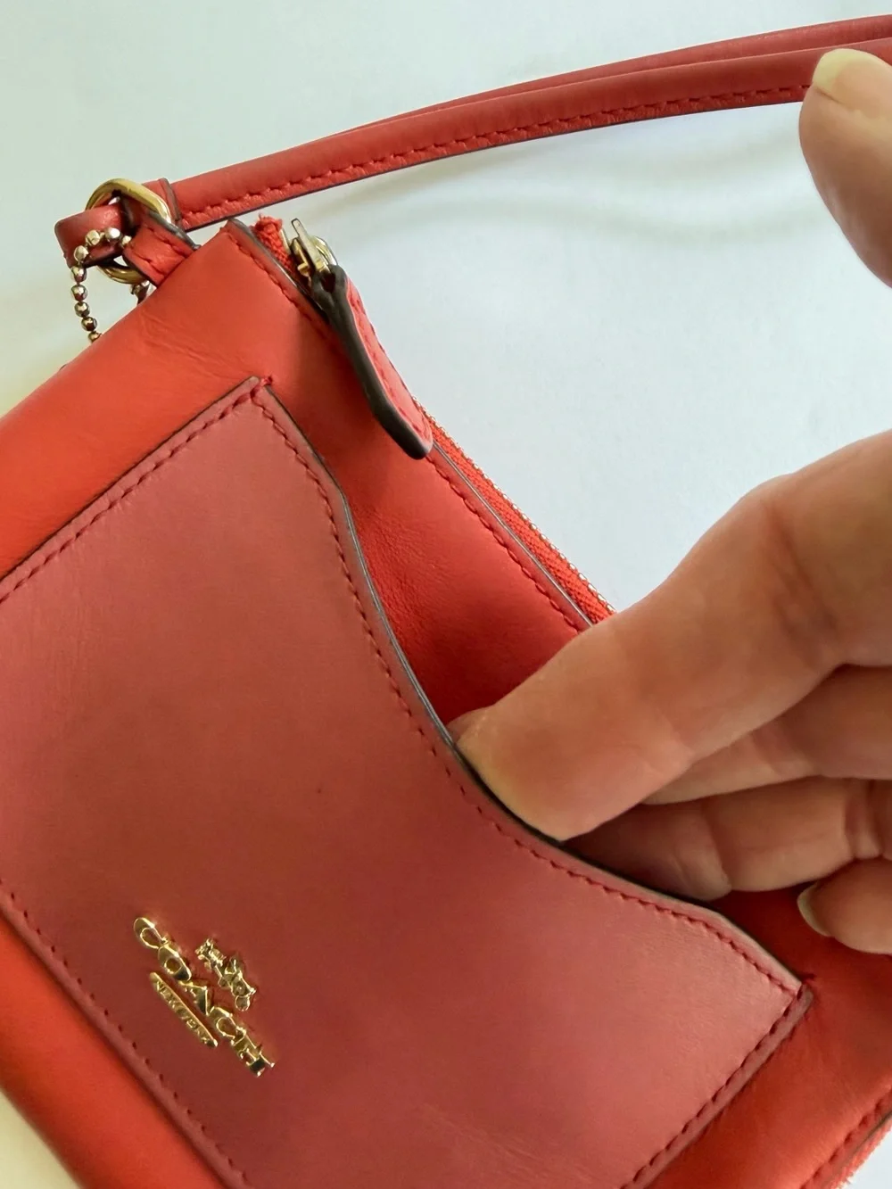 Coach  orange Leather Wristlet Card Case